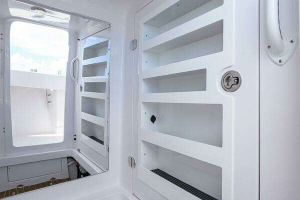 Bahama 41 Center Console Yacht For Sale