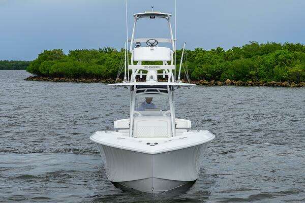 Bahama 41 Center Console Yacht For Sale