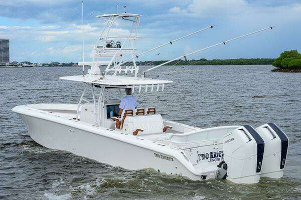 Bahama 41 Center Console Yacht For Sale