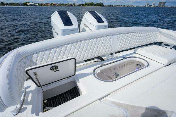 Bahama 41 Center Console Yacht For Sale