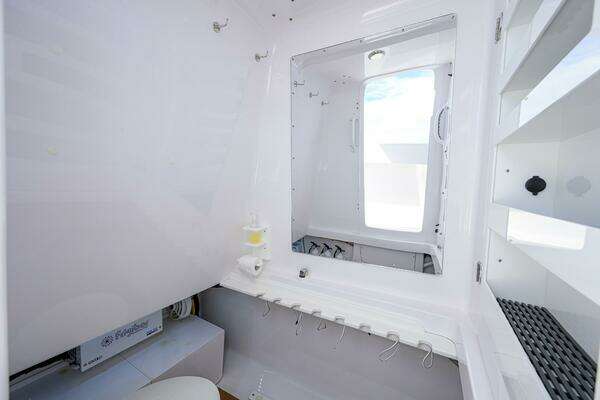 Bahama 41 Center Console Yacht For Sale