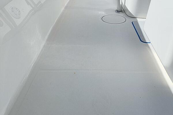 REFIT 32ft SeaCraft Yacht For Sale