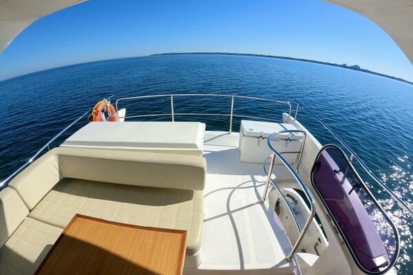 53ft Azimut Yacht For Sale