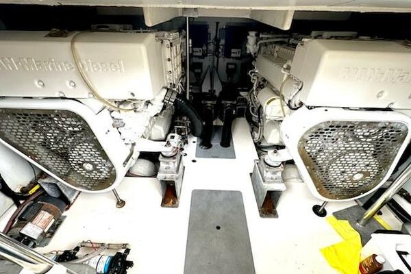 53ft Azimut Yacht For Sale