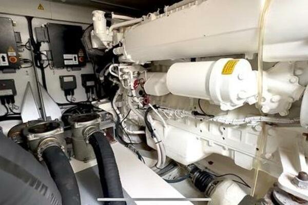 53ft Azimut Yacht For Sale