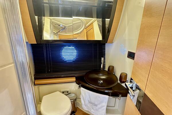 53ft Azimut Yacht For Sale