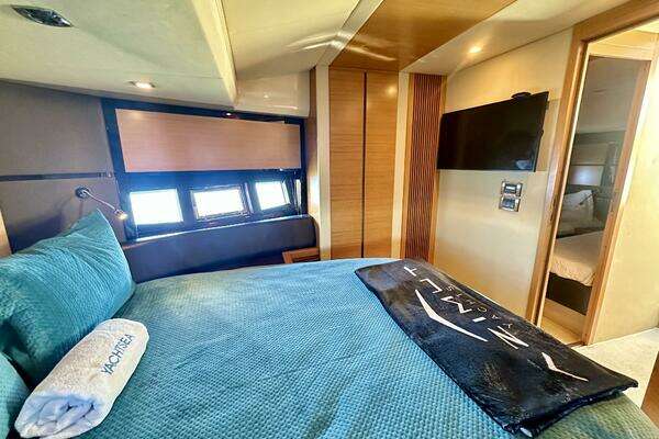 Azimut  Yacht For Sale