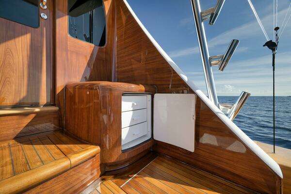 Viking 80 Convertible Yacht For Sale