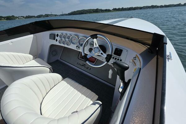 22ft Donzi Yacht For Sale