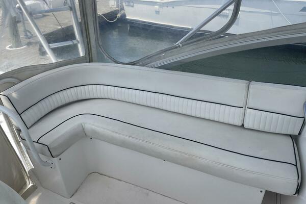 33ft Blackfin Yacht For Sale