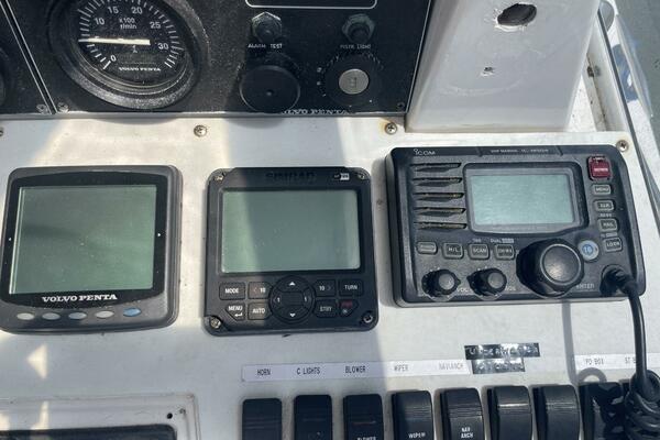 33ft Blackfin Yacht For Sale