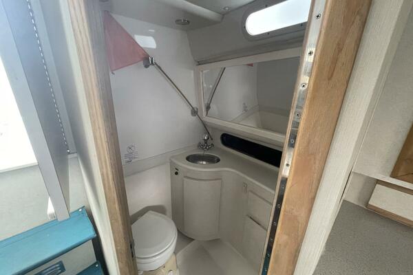 33ft Blackfin Yacht For Sale