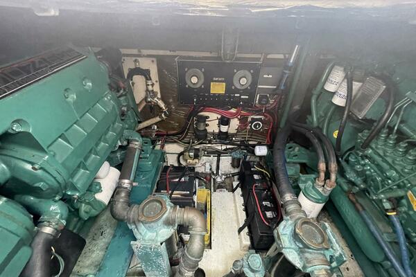 33ft Blackfin Yacht For Sale