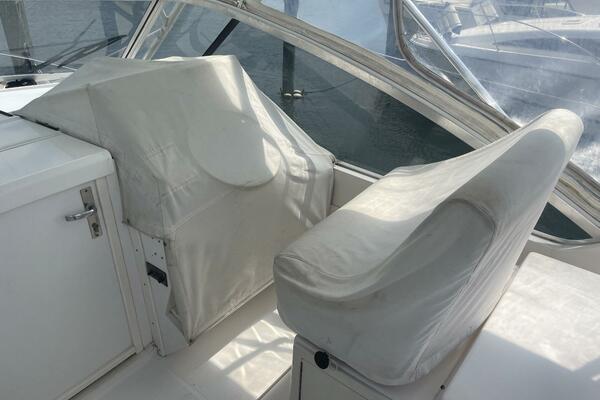 33ft Blackfin Yacht For Sale