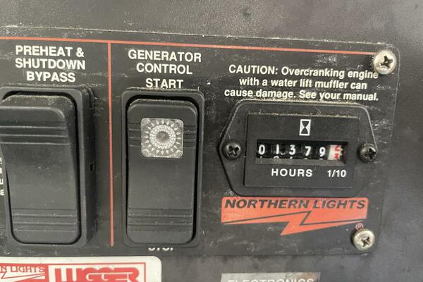 33ft Blackfin Yacht For Sale