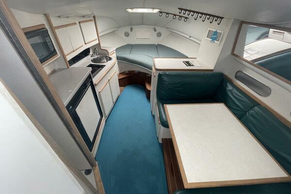 33ft Blackfin Yacht For Sale