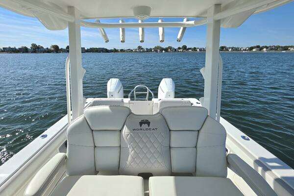 World Cat  Yacht For Sale