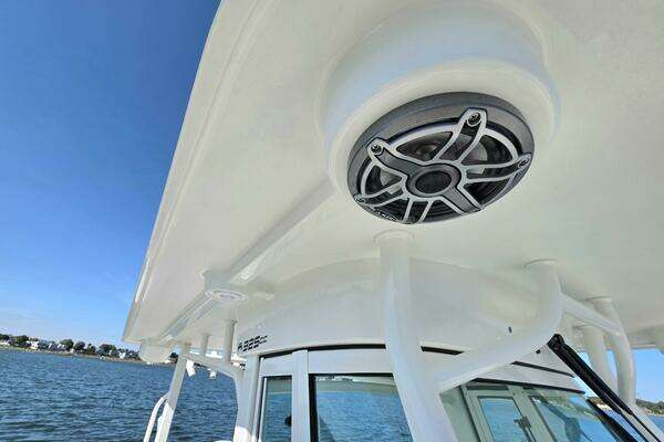 World Cat  Yacht For Sale