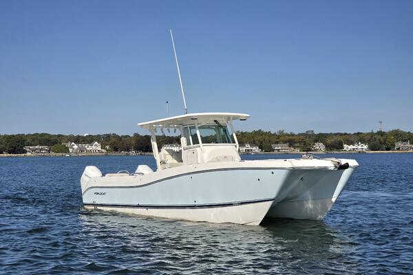 32ft World Cat Yacht For Sale