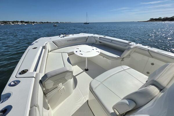 32ft World Cat Yacht For Sale