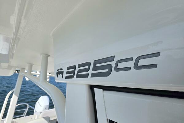 32ft World Cat Yacht For Sale