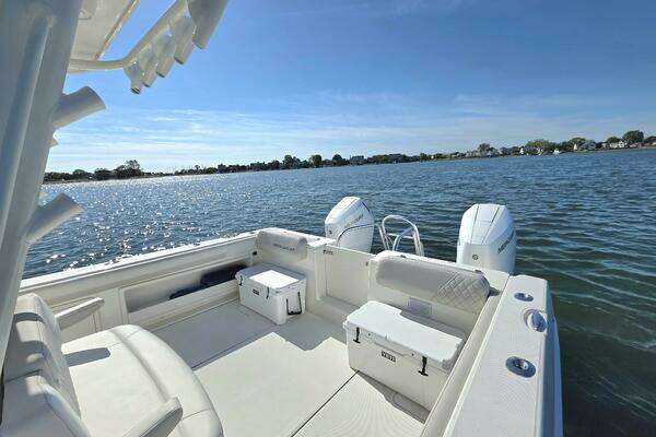 World Cat  Yacht For Sale