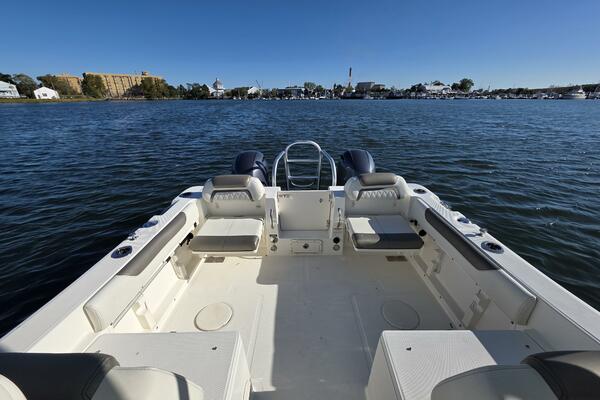 25ft World Cat Yacht For Sale