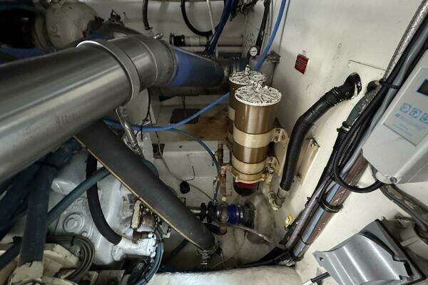 Buddy Davis 47 Convertible Yacht For Sale