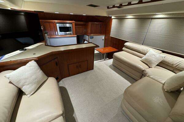 Buddy Davis 47 Convertible Yacht For Sale