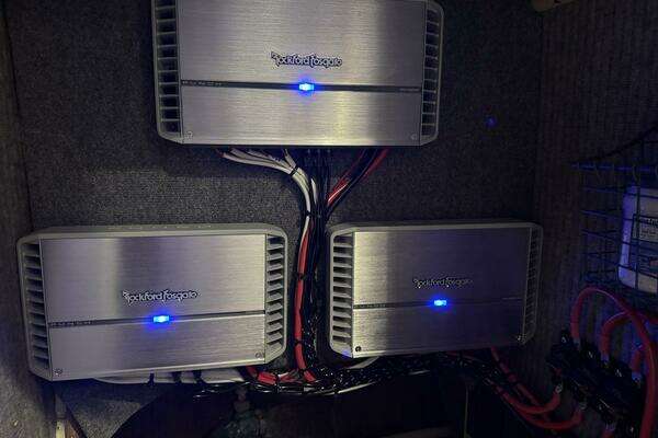 Buddy Davis 47 Convertible Yacht For Sale