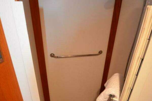 Grand Banks Eastbay HX Yacht For Sale