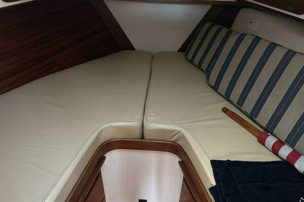 PILGRIM  34ft Legacy Yachts Yacht For Sale