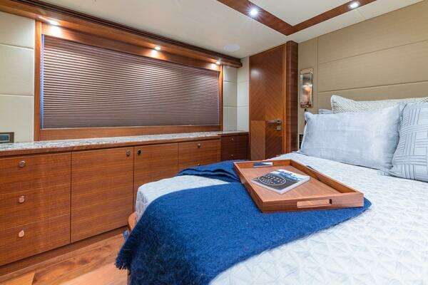 Regency P65 Yacht For Sale