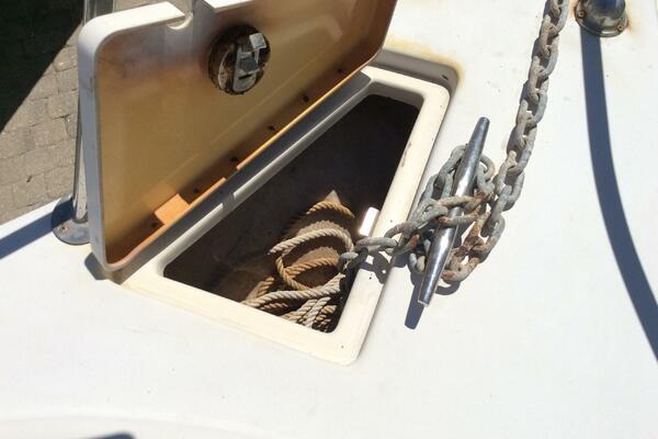 21ft Seaswirl Striper Yacht For Sale