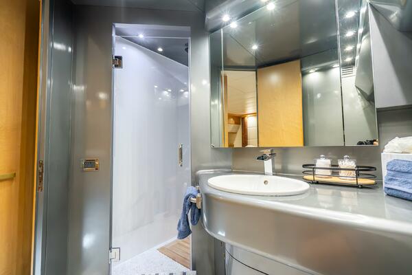 AZURE 97ft Maiora Yacht For Sale