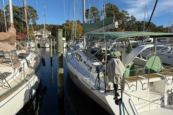 Evermore 45ft Allures Yacht For Sale