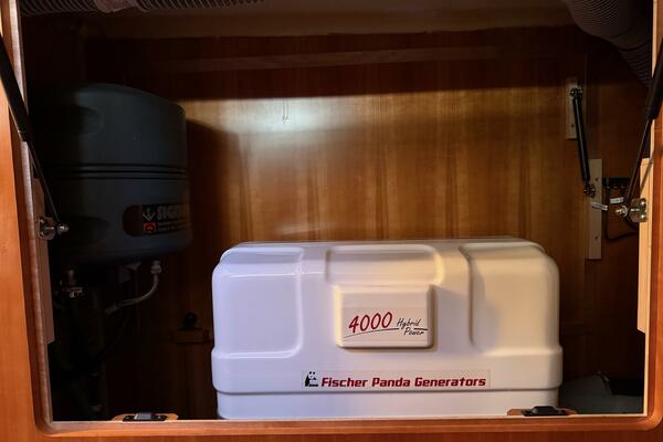 Evermore 45ft Allures Yacht For Sale