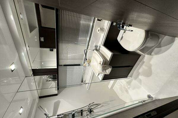 Galeon 470 Sky Yacht For Sale