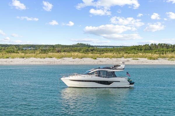 48ft Galeon Yacht For Sale