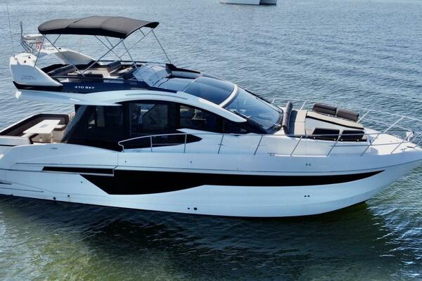 48ft Galeon Yacht For Sale