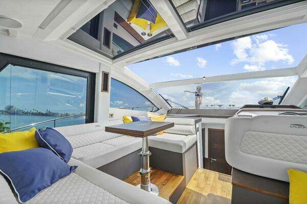 Galeon 470 Sky Yacht For Sale
