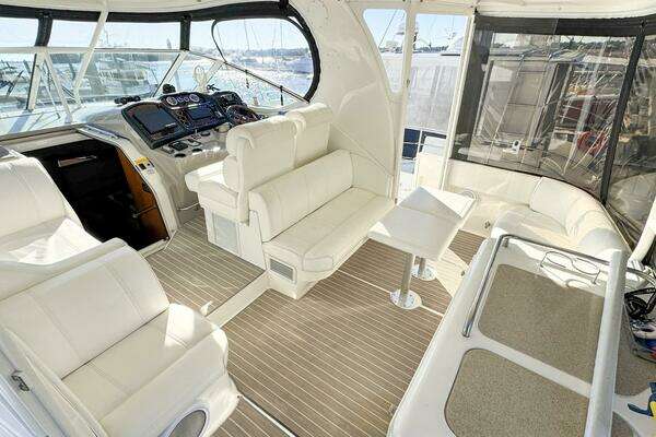 Cruisers Yachts 405 Express Motoryacht Yacht For Sale