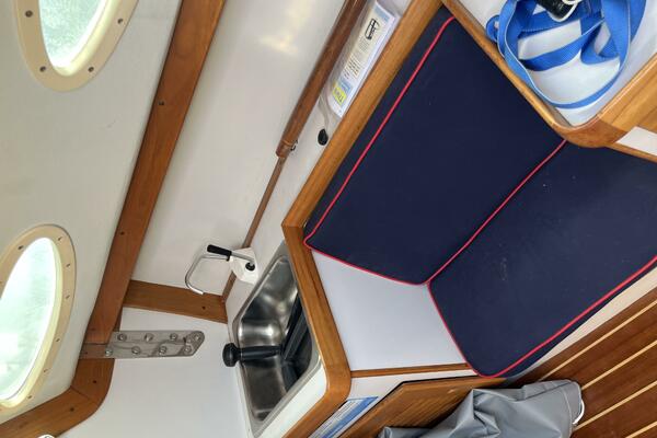 Why Not 28ft Alerion Yacht For Sale