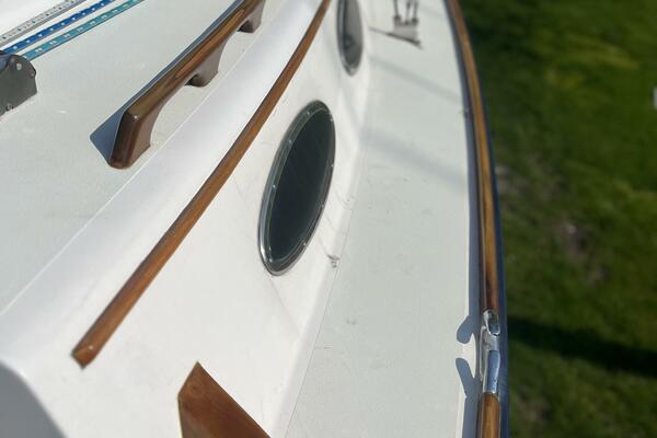 Why Not 28ft Alerion Yacht For Sale