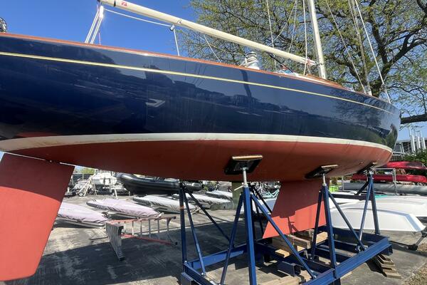 Why Not 28ft Alerion Yacht For Sale