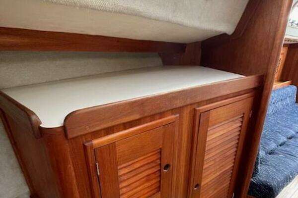 Photo of the 1992 Tartan Thomas "Seaguel"