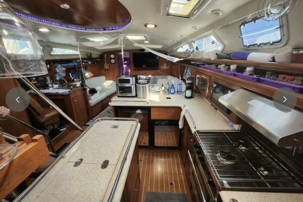 Courageux 49ft Hunter Yacht For Sale