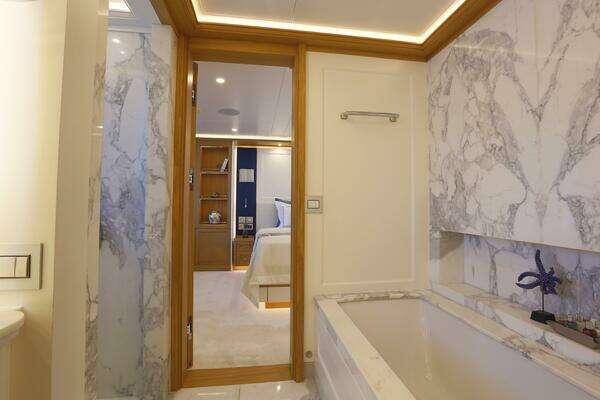 RMK Marine  Yacht For Sale