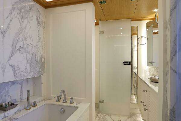 RMK Marine  Yacht For Sale