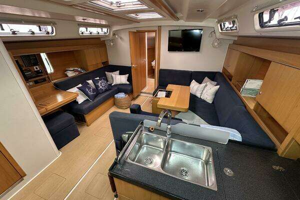 Hanse 445 Yacht For Sale